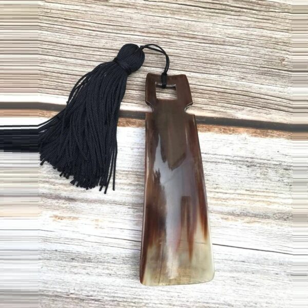 Natural Buffalo Shoe Horn 22